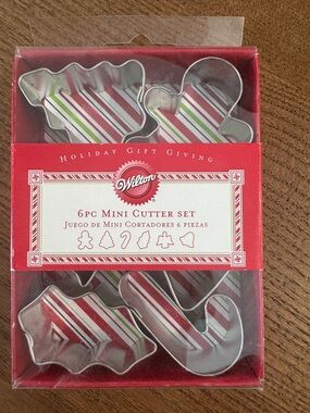 Wilton Red Holiday 6-Piece Mini Cookie Cutter Set